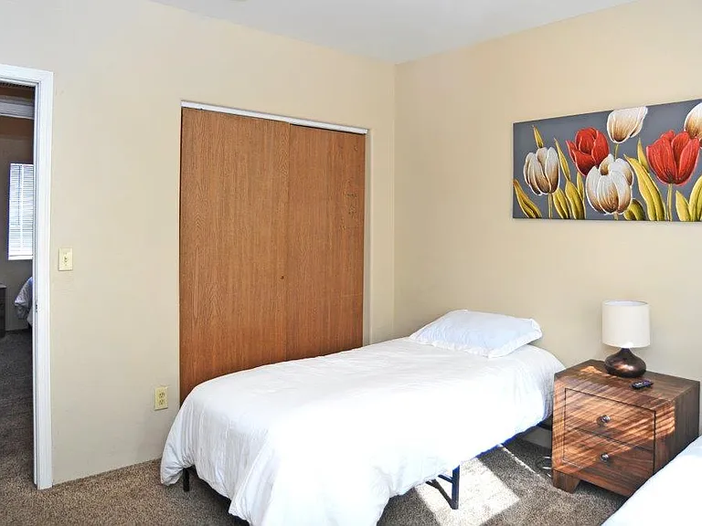 1109 N Camilla Blvd #2 — Photo 23