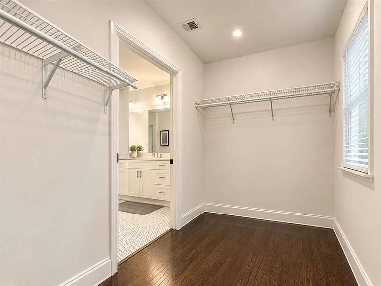 906 Westmont Rd SW — Photo 21