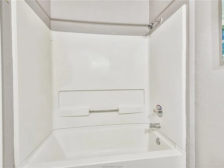 529 Parkway #203 — Photo 33