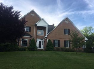 1925 Cedar Creek Grn, Winchester, VA 22602