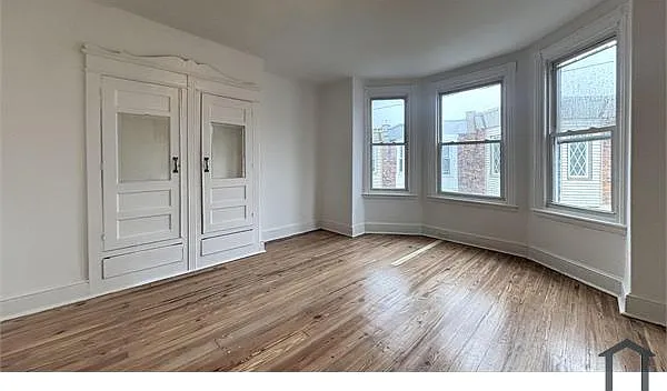 1329 N Wanamaker St — Photo 6