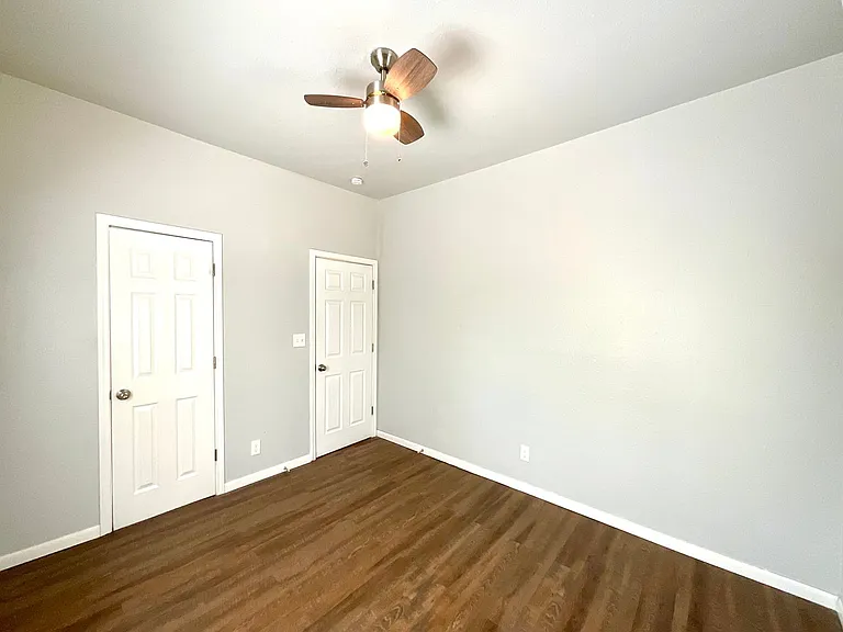 710 Virginia Blvd — Photo 11