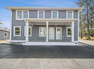 358 Holt Dr #1F, Pearl River, NY 10965