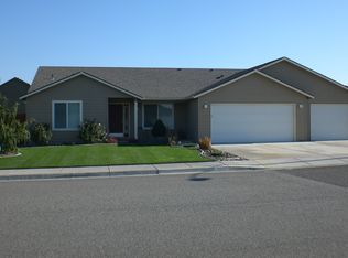 5003 Truman Ln, Pasco, WA