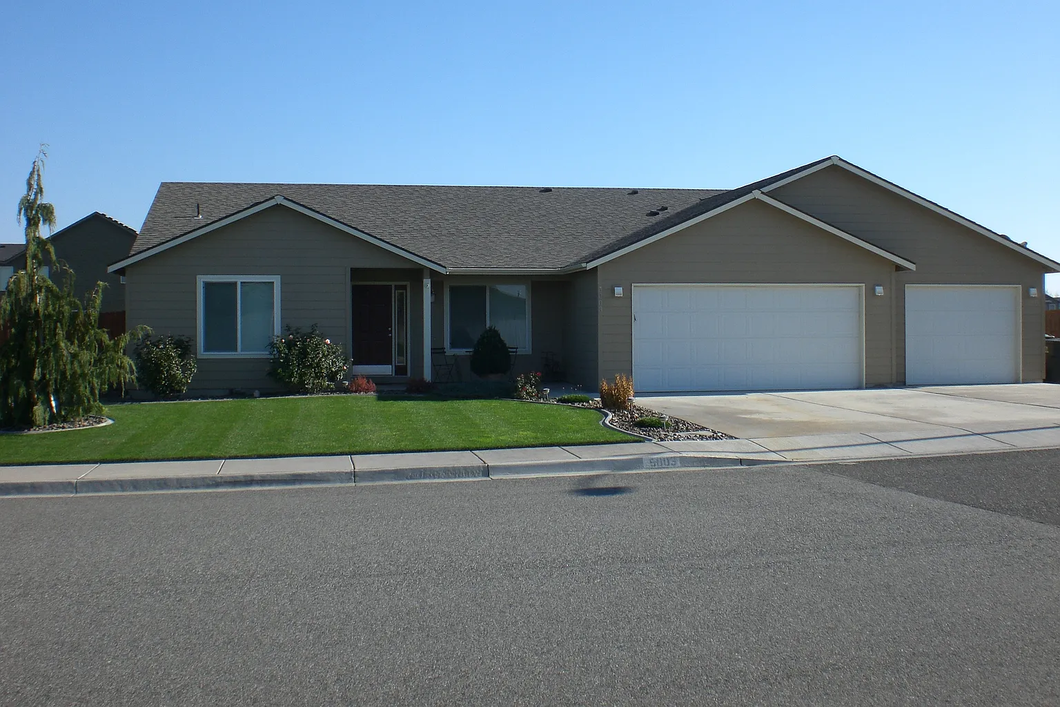 5003 Truman Ln photo 1