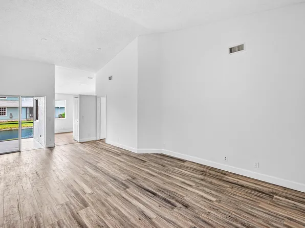 3795 Island Club Circle E #10, Lake Worth, FL 33462