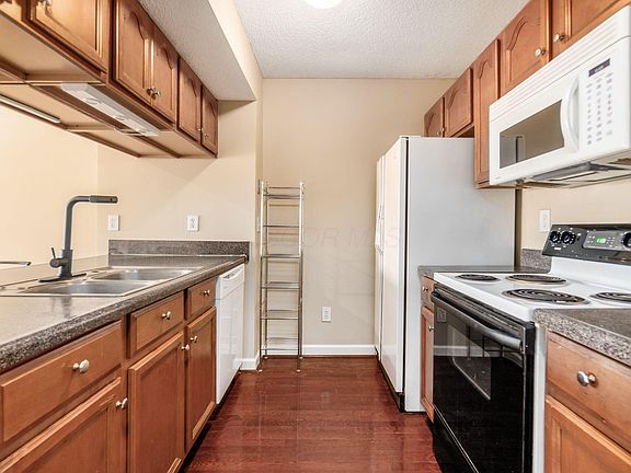 5th image of 5506 Baneberry Ave #31A