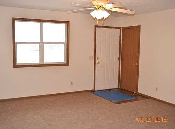 3rd image of 207 Berschet Dr