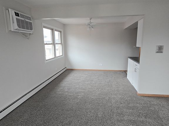 4th image of 11180 Moraine Dr