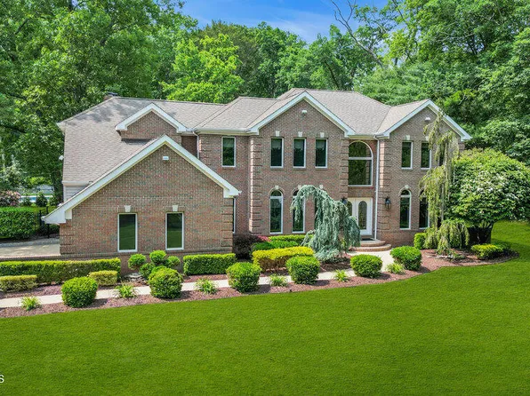 203 Stone Hill Road, Freehold, NJ 07728