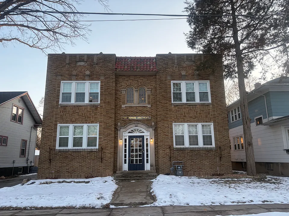 929 Division St #1