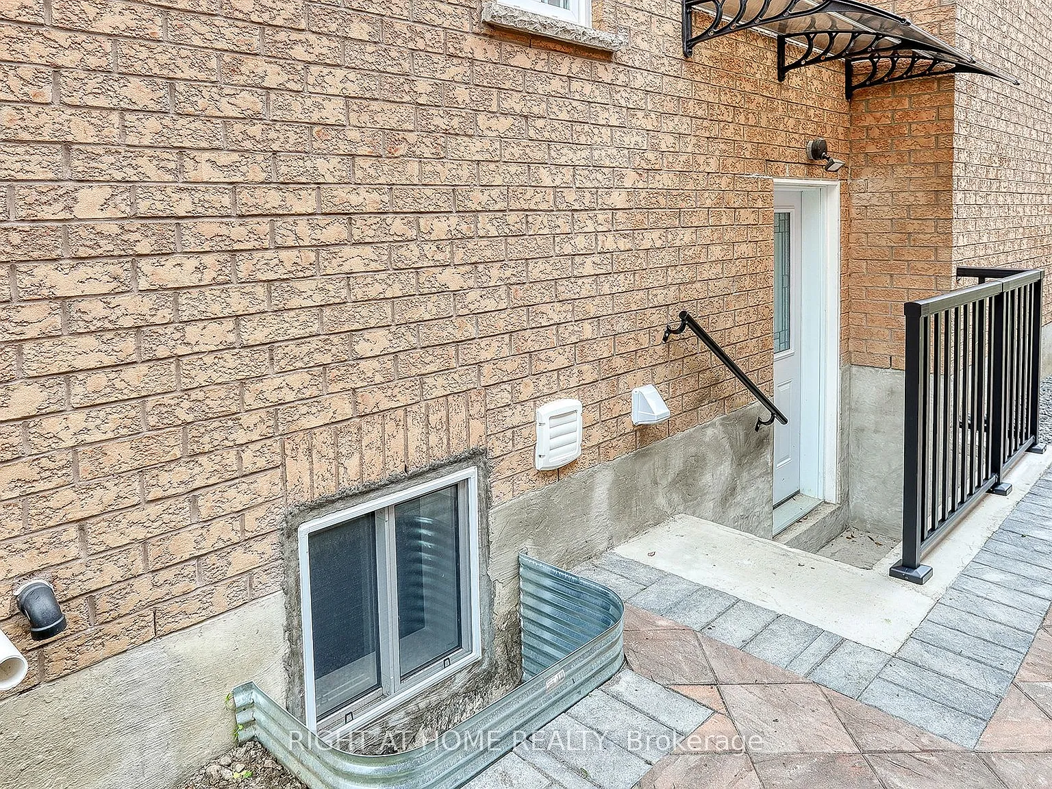 2 bed, $1,799 — Photo 3