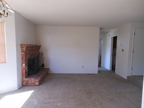 5th image of 1405 Kendal Ct