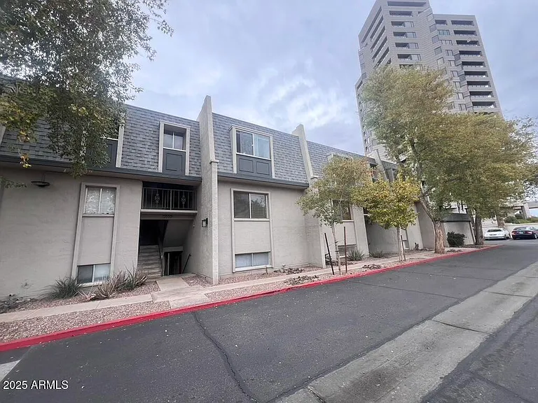 1010 E Osborn Rd #A — Photo 1