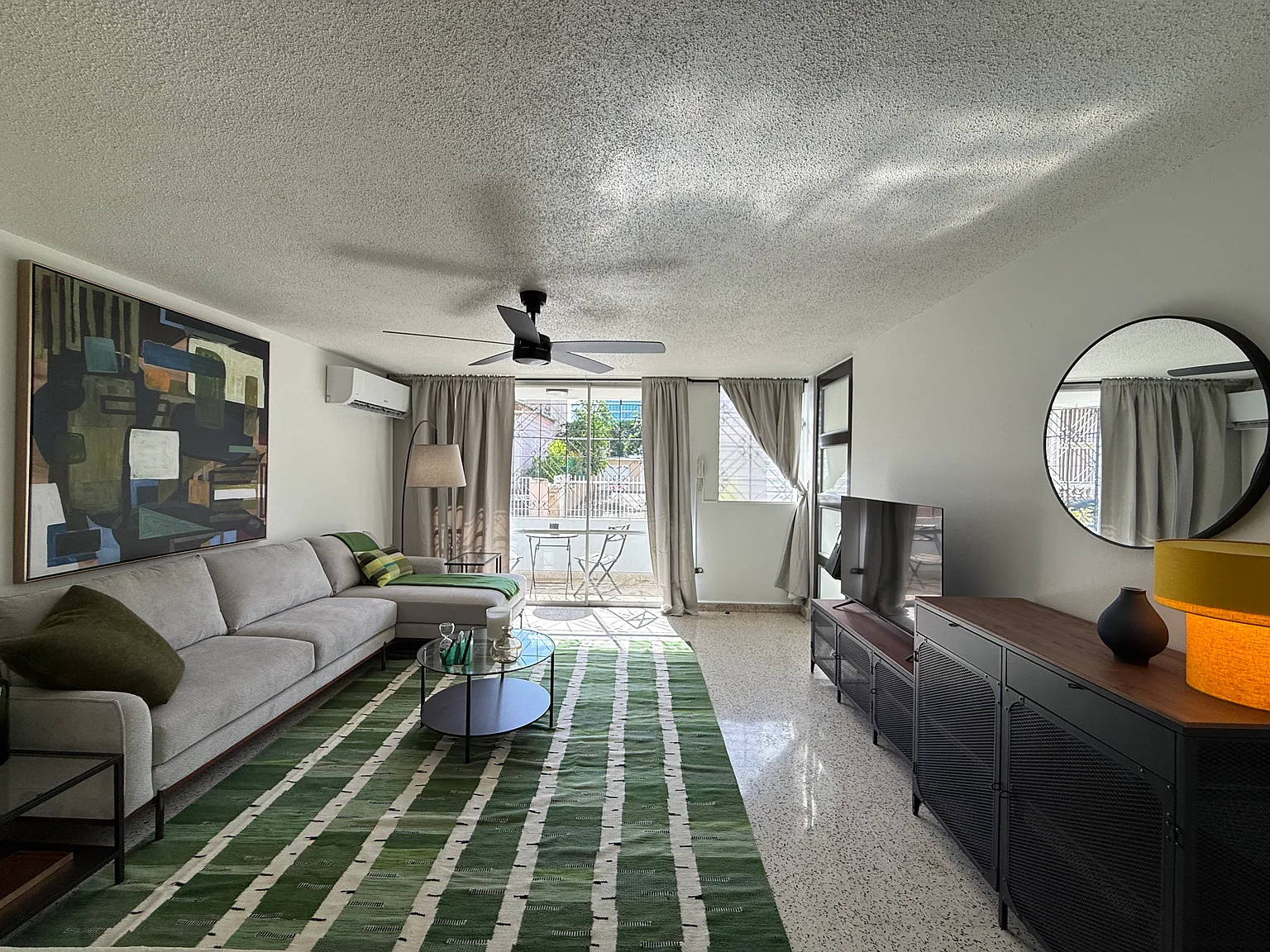 3 bed, $2,475 — Photo 4
