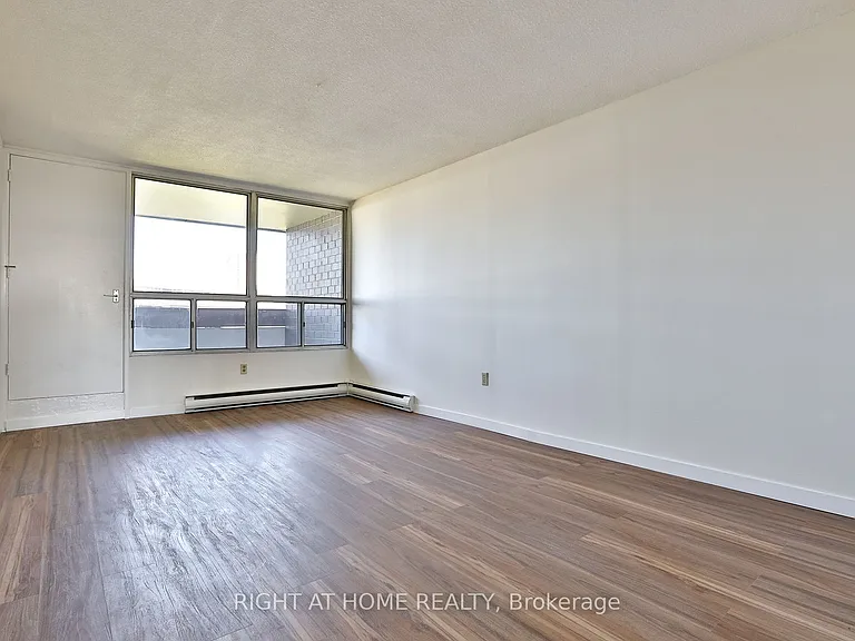 35 Sunny Glenway #302 — Photo 8