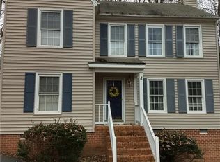 5304 Chestnut Bluff Pl, Midlothian, VA 23112