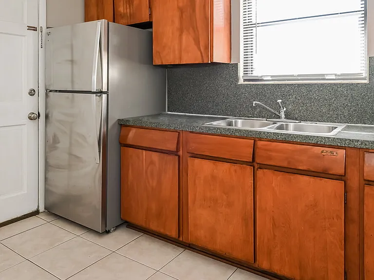 3937 Rodby Dr — Photo 5