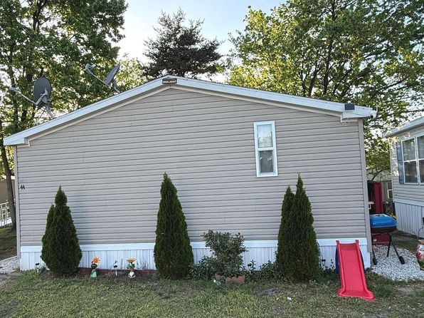 44 Chesapeake Mobile Ct, Hanover, MD 21076