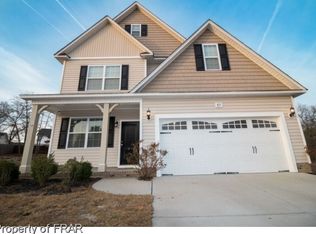 83 Yancey Ct, Spring Lake, NC 28390