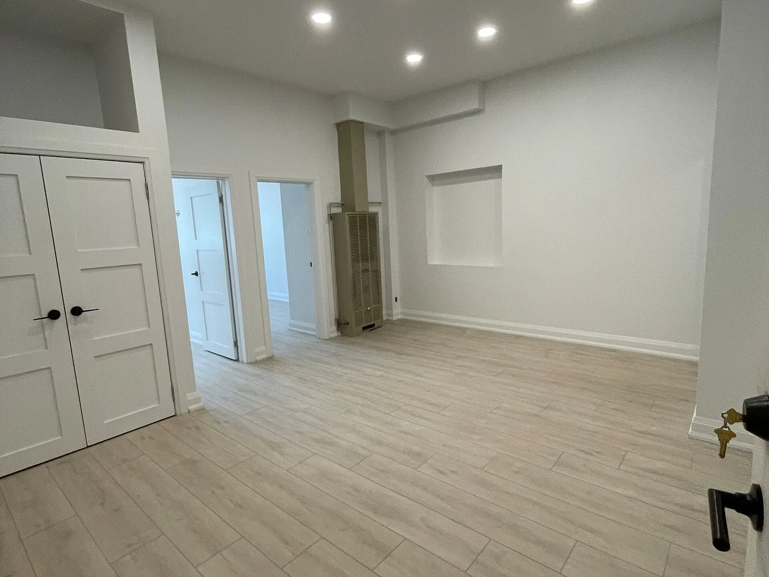 2 bed, $2,650 — Photo 3