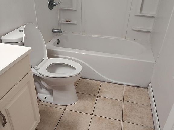 4th image of 24 Spencer Rd APT 20N
