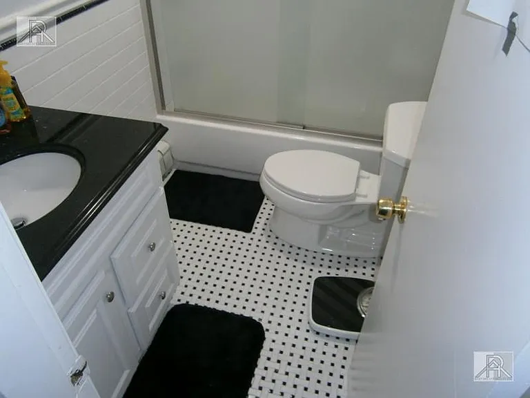 21 South St #B1 — Photo 9