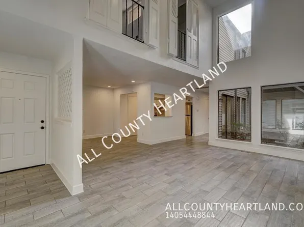 2030 Three Stars Rd, Edmond, OK 73034