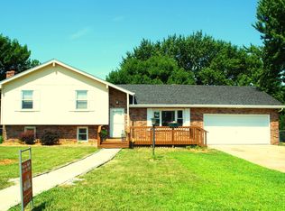 2743 SE Scorpio Ave, Topeka, KS 66605