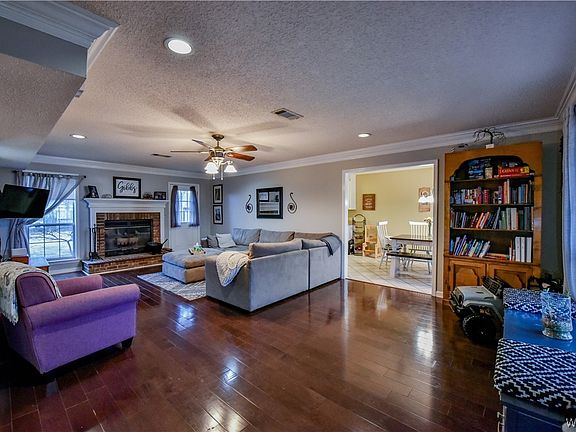 4th image of 11213 Alford Ave