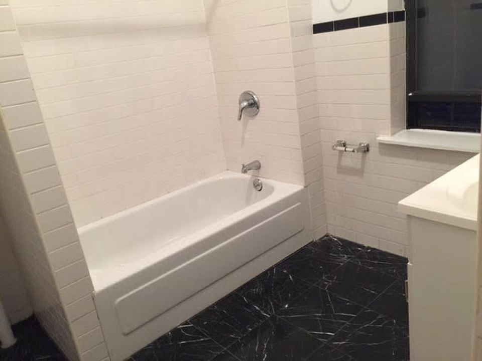 1st image of 2306 7th Ave APT 2B