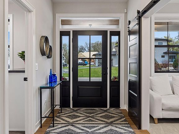 5th image of 11724 Azure Ln