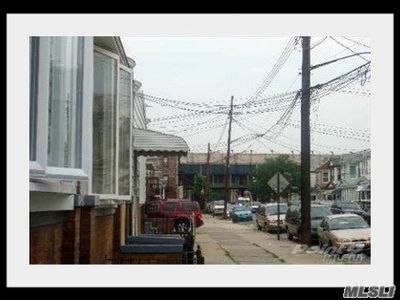 10440 104th St, Ozone Park, NY, 11417