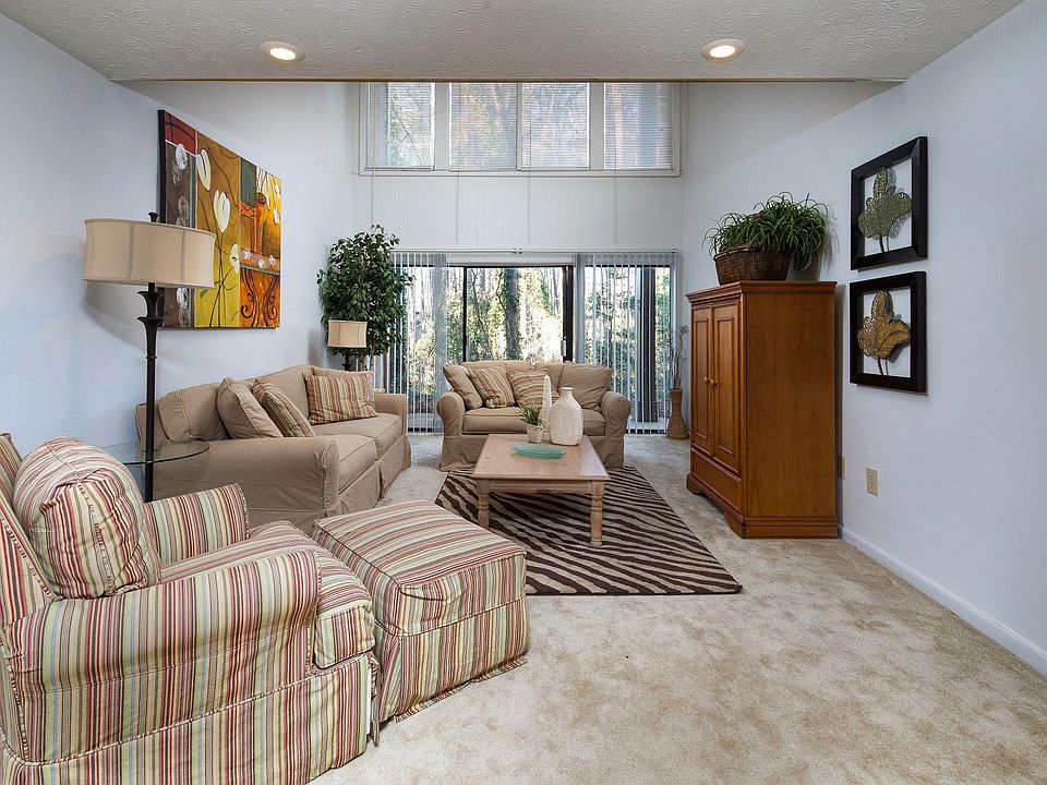 The Villas Of East Cobb Apartment Rentals with Virtual tours Marietta