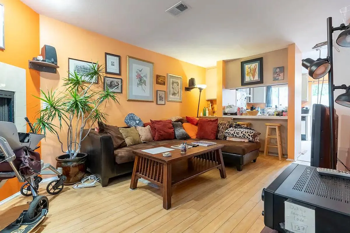 2 bed, 2.5 bath, 1000 sqft, $3,495 — Photo 3