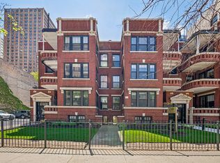 439 W Melrose St APT 1B, Chicago, IL 60657