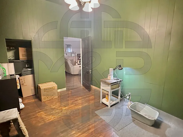 226 N Main St #5 — Photo 9