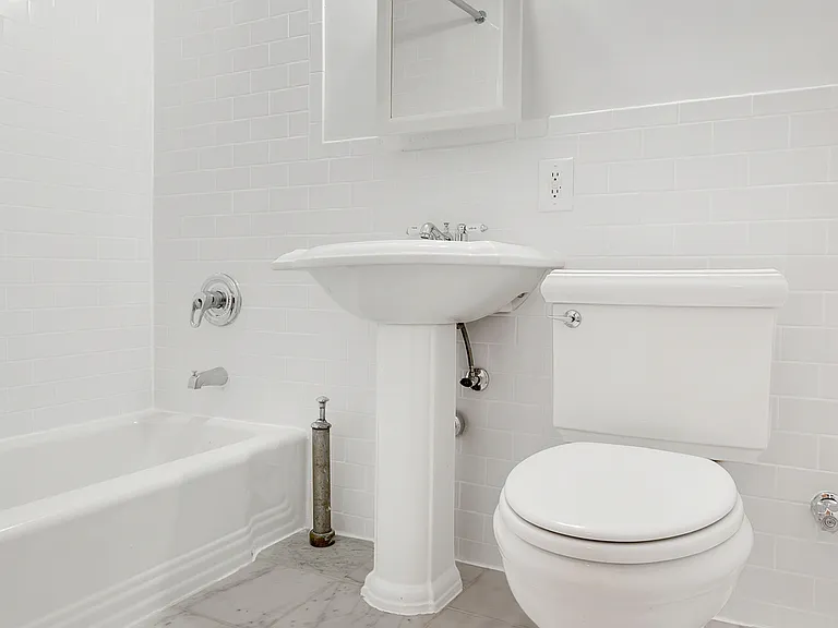 404 E 88th St #5-G — Photo 6