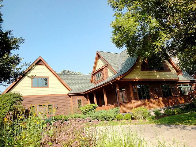 1st image of 3250 White Oak Cir