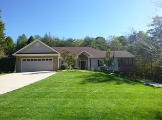 1105 Laurel Pond Ln, Kingsport, TN 37660