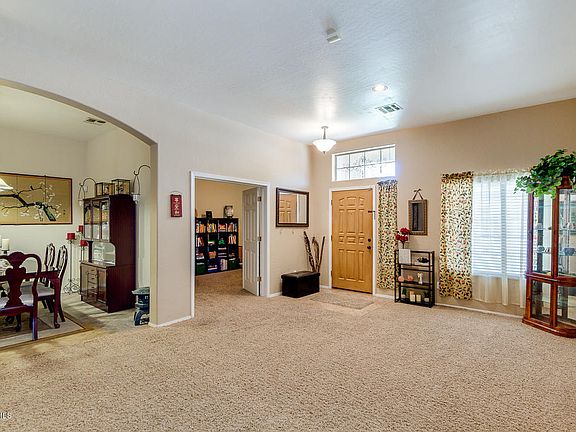 5th image of 699 E Stottler Dr