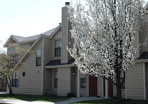 Lorimar Townhomes Photo 1
