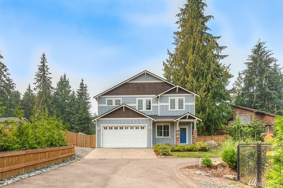 1st image of 4720 75th Ave NE