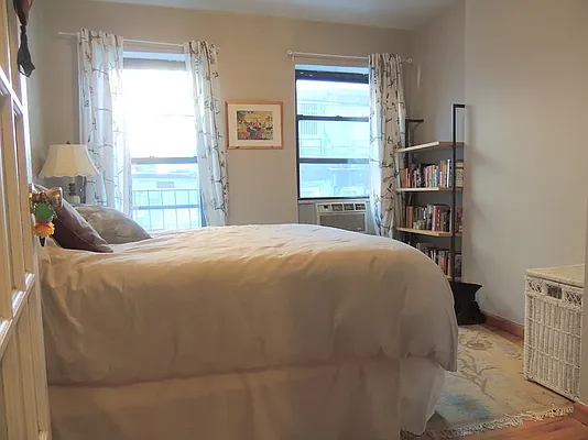 Rented by J Misrahi Realty Corp | media 2