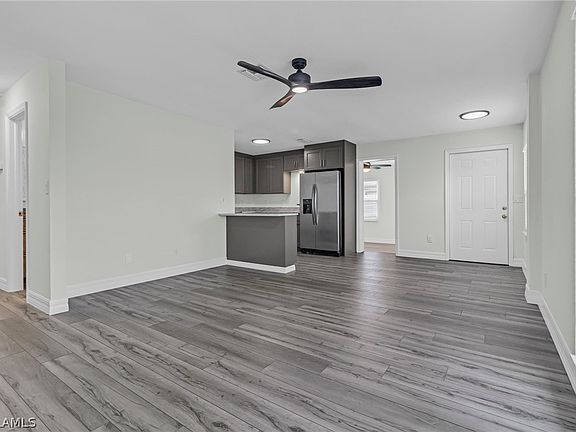 3rd image of 1714 Margate Blvd