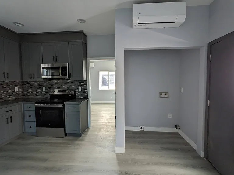 17265 Lassen St #17265 — Photo 8