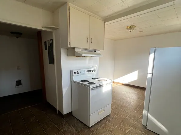 Vine Maple Triplex, 802-806 SE Queen Ave, Albany, OR 97322