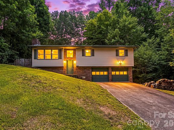 2nd image of 32 Swanns View Dr