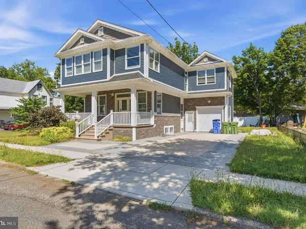 511 W 6th St, Palmyra, NJ 08065