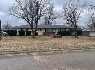 2010 Highland St, Lebanon, MO 65536